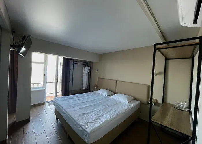 Boutique Hotel Dacha Lanzheron